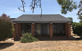 Dunolly Broadway B&B